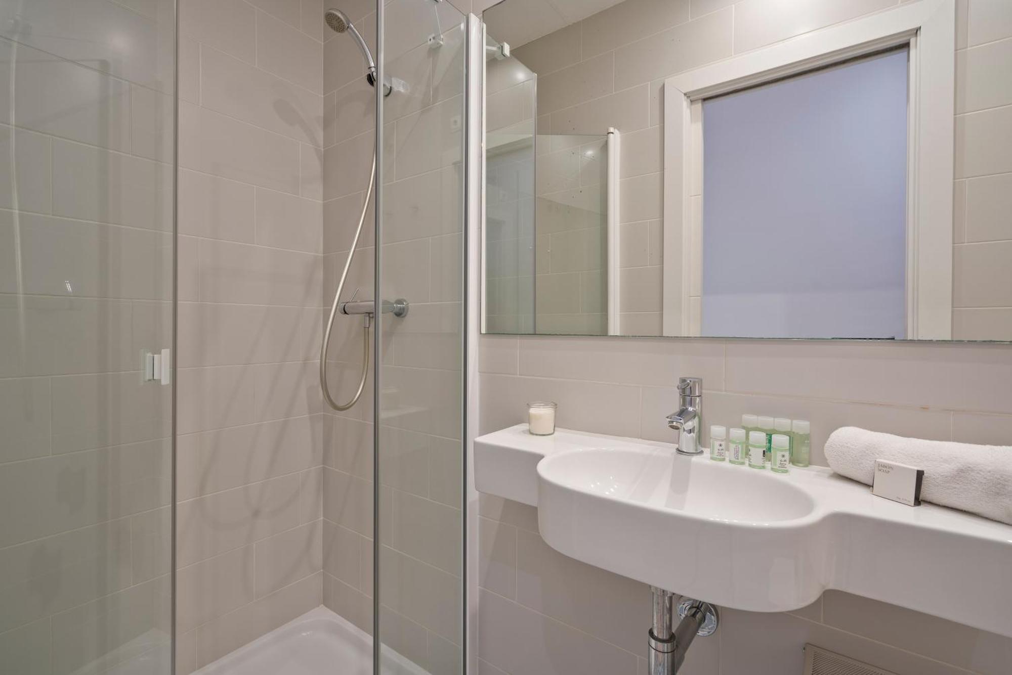 Bcnstop Sant Pau Suites Барселона Экстерьер фото